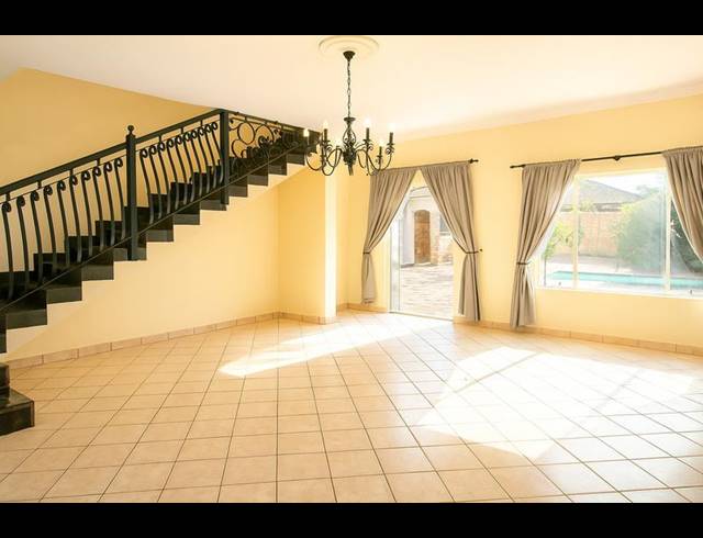 5 BEDROOM HOUSE FOR SALE IN ELDORAIGNE